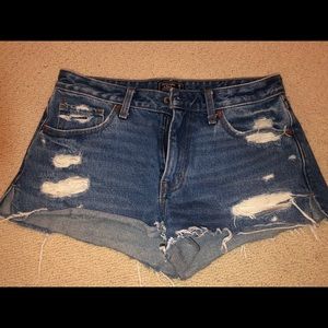 Abercrombie & Fitch Jean shorts with rips